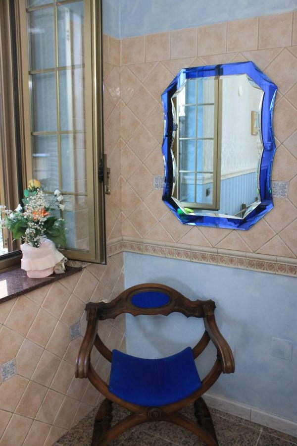 San Peter'S Golden Rooms โรม ภายนอก รูปภาพ
